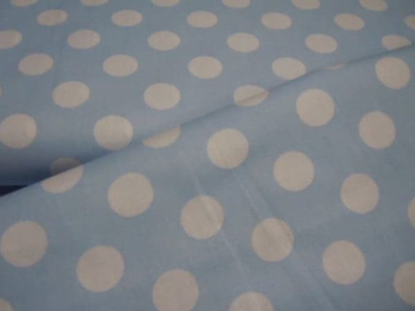 Katoentjes dot licht blauw