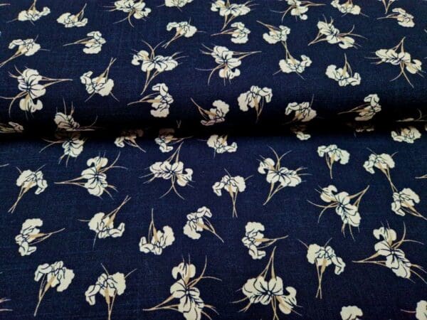 small flower navy
