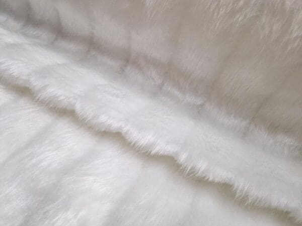 imitatie bont nerts off white