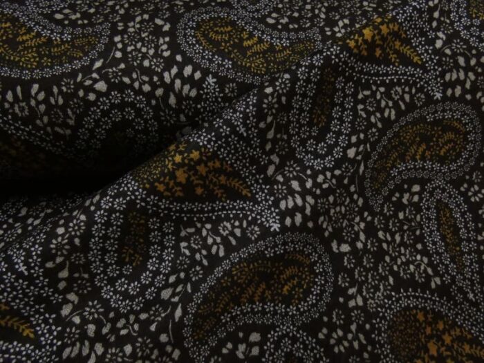 Paisley bruin